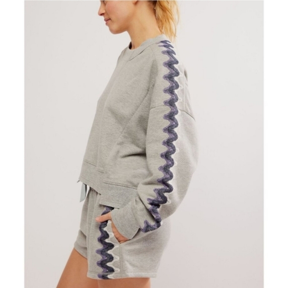 Free People FP Movement Feeling Wavy Intercept heather grey Combo sweater sz XS - Picture 4 of 5